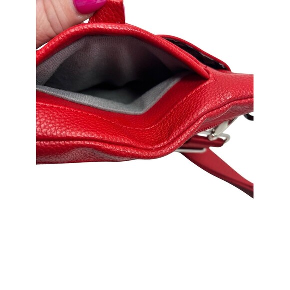Lug Red Classic VL Adjustable Crossbody Bag Skipper Purse - Picture 7 of 15